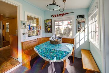 קוטג'' Newport Cabin On Diamond Lake W/ Private Boat Dock