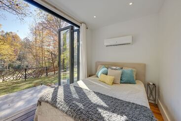 بيت ريفى Secluded Bryson City Tiny Cabin Near River Access!