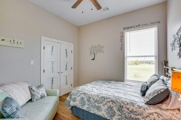 Dom wiejski Covered Patio & Yard: Texas Escape In Keene