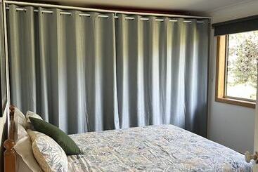 קוטג'' Clifton Beach Lodge