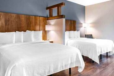 בית מלון כפרי Extended Stay America Premier Suites Fort Myers Airport