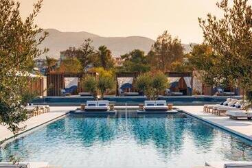 One&only Aesthesis, Athens