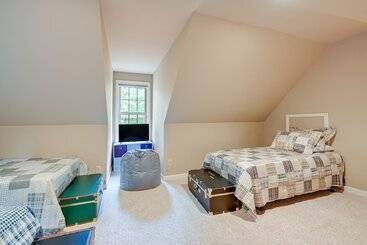 بيت ريفى Peaceful Franklin Mountain Retreat W/ Deck