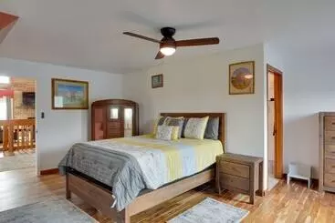 コテージ Spacious Mcminnville Vacation Home W/ Gas Grill!