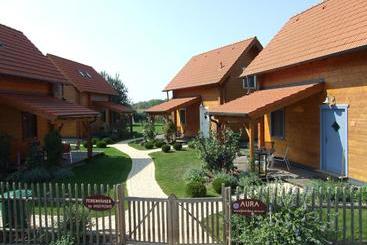 ホテル Ferienhaeuser Aura