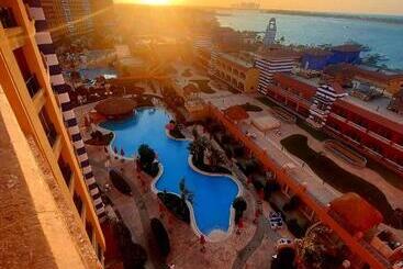 هتل آپارتمان شاليه بورتو مارينا الساحل الشمالي