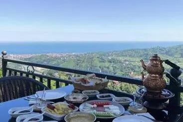 ベッドアンドブレックファースト Woodlife Bungalov