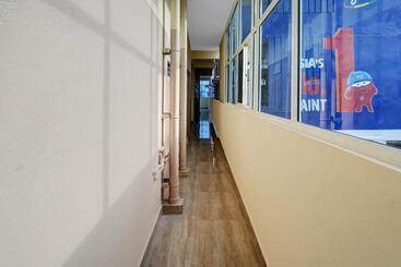 Hotel Oyo Flagship Shri Sai Palace