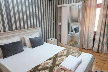 בית מלון כפרי Retro Amir