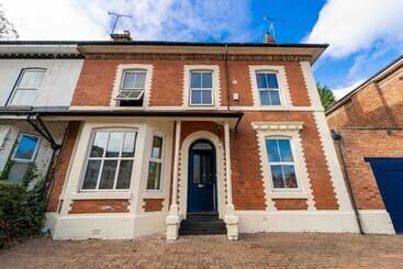 بنسيون 121 Pershore Road B5 Private Rooms In Large Guest House