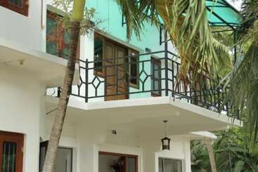 هتل Hôtel St Anne