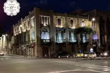 Hostal Messina 41