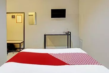 هتل Larich Guest House By Oyo