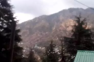 ユースホステル Himalayan Snowline Trekking Mountain View
