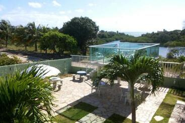 Albergue Pousada Lagoa Azul