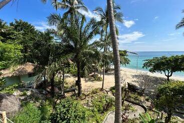 Hotel Apsara & Dragon’s Supra Wellness Resort