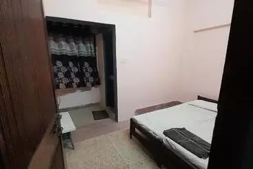 Hotel Radhika Palace
