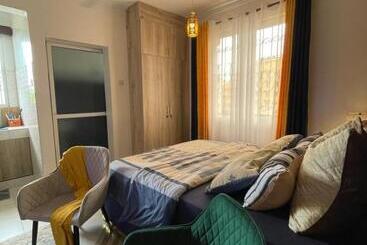 تختخواب و صبحانه The 204