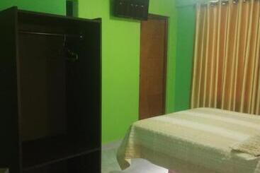 מלון דירות Fexco