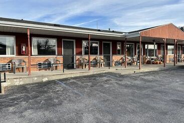 فندق Valley Inn And Suites