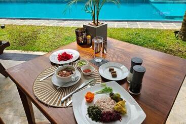 Bed and Breakfast Sri Palms