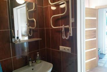 پانسیون Apartamenti Ar Verandu Diviem Cilvēkiem