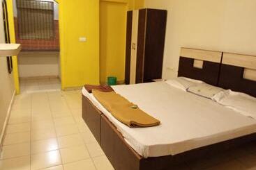 ペンション Sabs Alayam Colva Beach