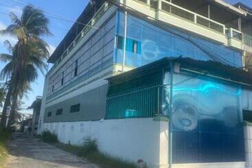 هتل Spot On 1218 Nha Nghi Hung Thinh