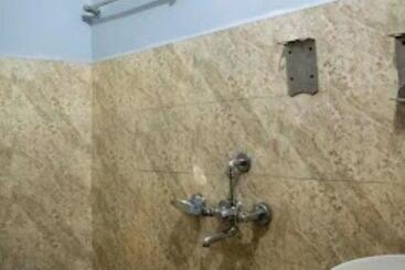 호텔 Town & Country Inn,guwahati