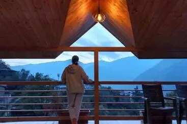 Aamiaismajoitus (B&B) The Naggar Trails