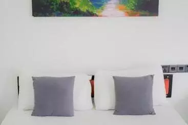 Hotel Avora Mount