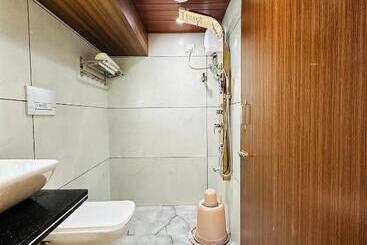 Szálloda Classio Inn Near Kokilaben Hospital, Andheri West Mumbai