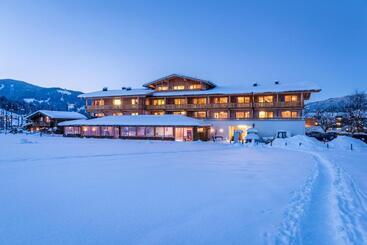 فندق Almdorf Almlust