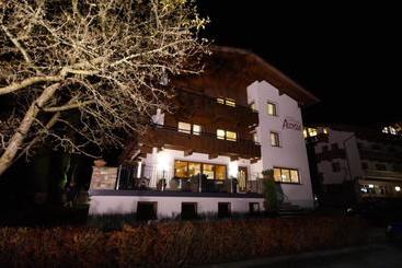 酒店 Aloisia Gästehaus &  Appartements