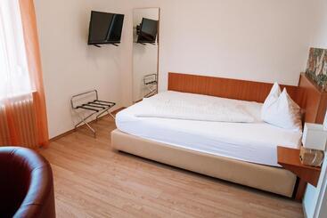 Отель Restaurant Römerhof