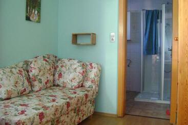 Отель Weingut Zur Schlafmütze