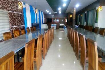 בית מלון כפרי Kallingal Mount Fort