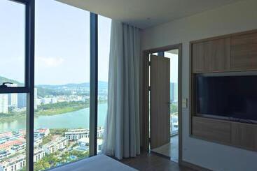 هتل A La Carte Residence Halong By Mapstar