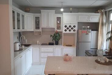 Hostel Bolod Guesthouse And Tours