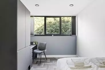 Aparthotel Graduation Studios