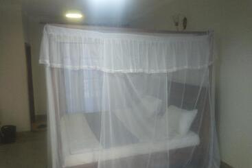 Отель Global Connect Property