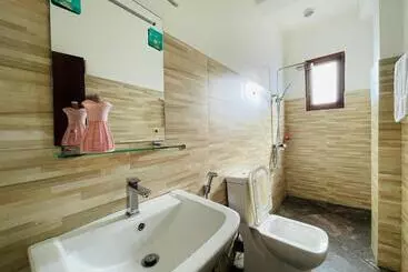 Pension Dinu Holiday Inn