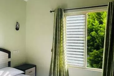 Resort Elenor Cottages