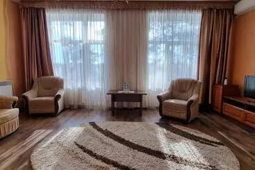 Hotel готельно ресторанний комплекс три бобри