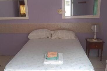 هتل Cliff Apartment