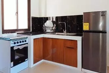 ホテル Reddoorz @ Lm Apartelle Boracay