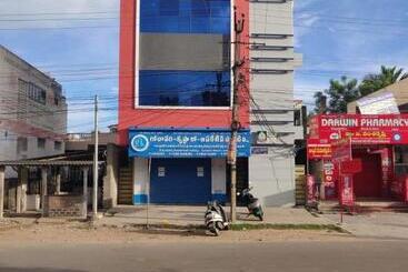 酒店 Veda Residency