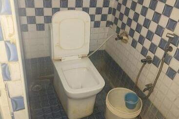 Pensjonat Mateshwari Guest House