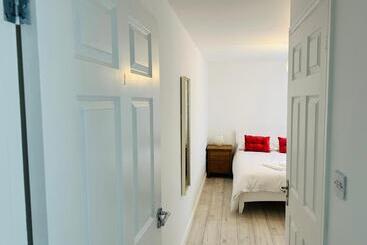 פנסיון Milne House