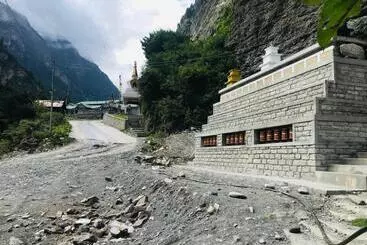 هتل White Stupa